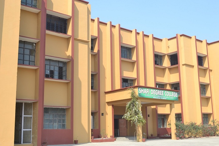 https://cache.careers360.mobi/media/colleges/social-media/media-gallery/15627/2021/4/17/Campus View of Shafi Degree College Pilibhit_Campus- View.jpg